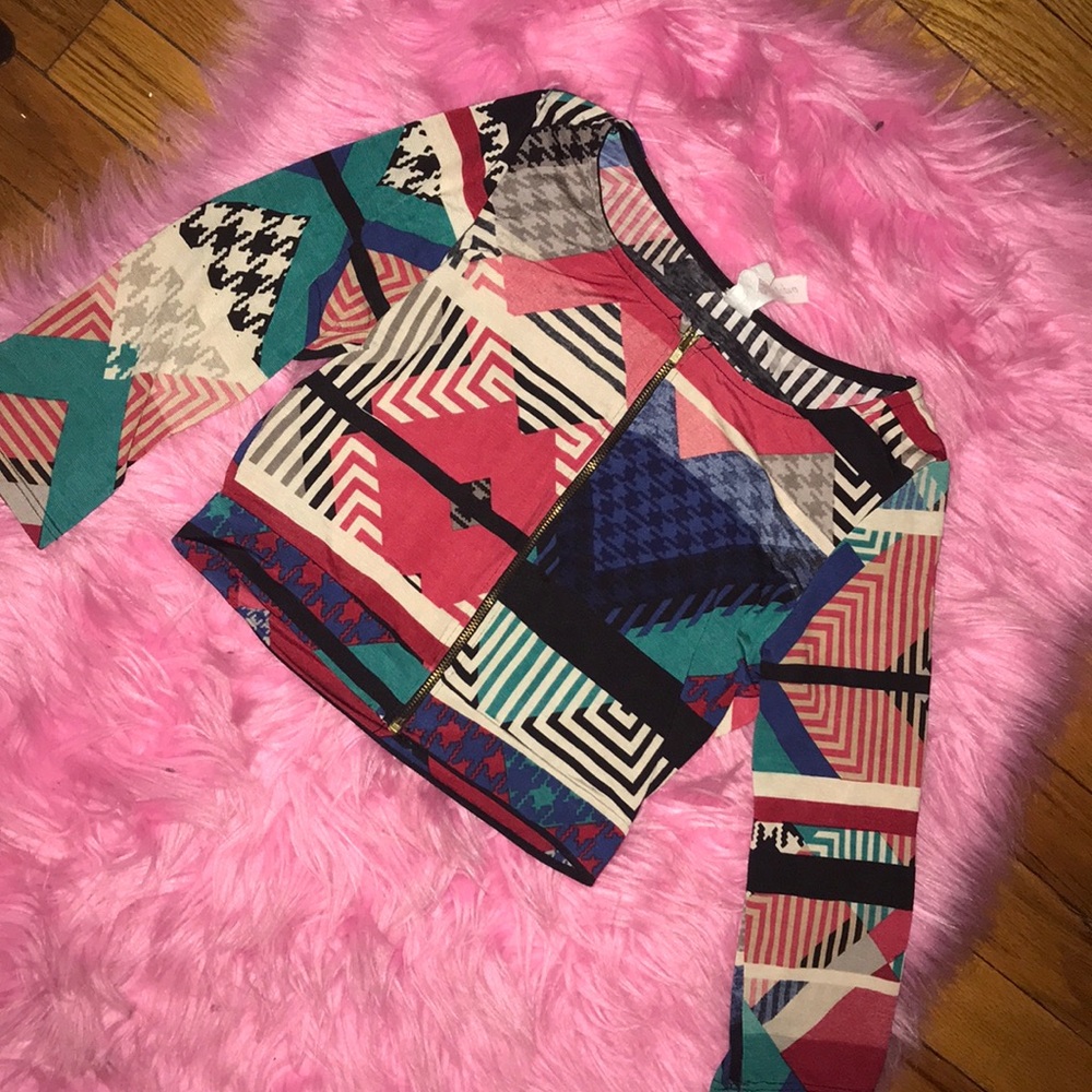 Multi-Patterned Half Sleeved Crop Top